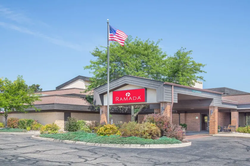 Ramada by Wyndham Waupaca - Image 1
