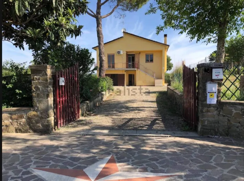 Villa Singola In Aperta Campagna,massima Privacy - Image 1