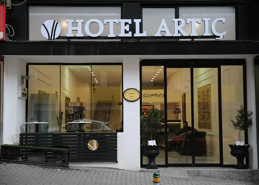 Artic hotel - Image 1