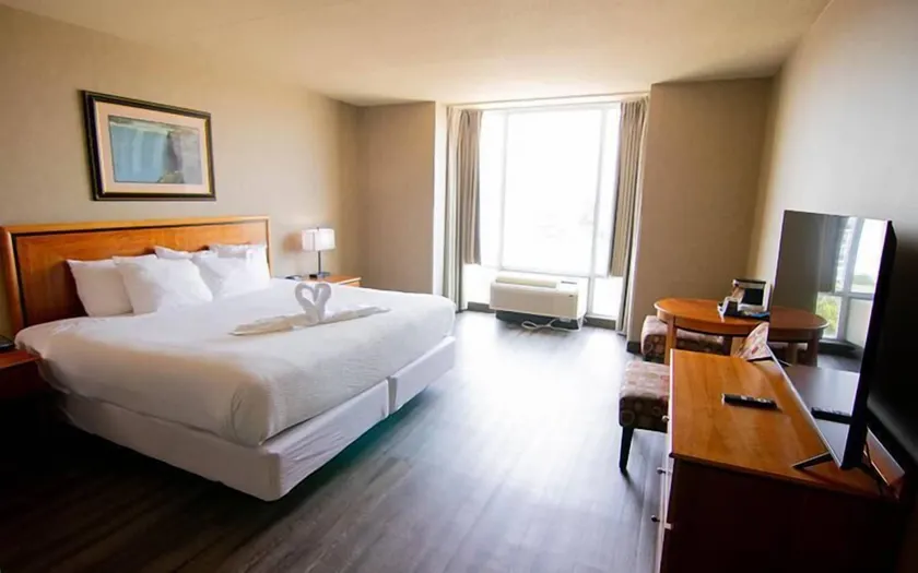 The Falls Hotel & Inn - Image 1