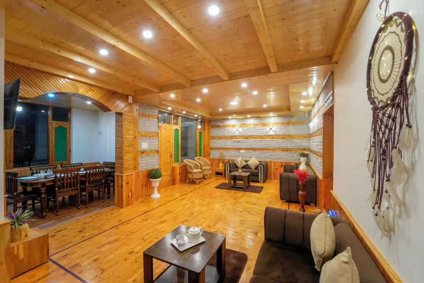 Olive Grand View - Image 1