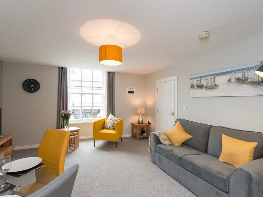 Hamilton House Holiday Apartment - Image 1