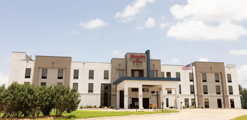 Hampton Inn Victoria - Image 1