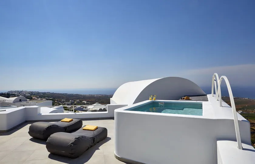 Aperanto Suites - Image 1