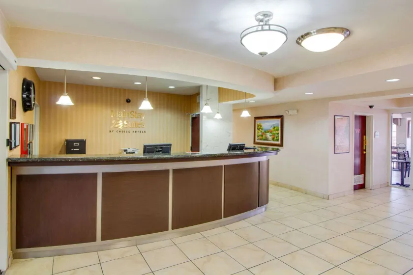 MainStay Suites Texas Medical Center-Reliant Park - Image 1