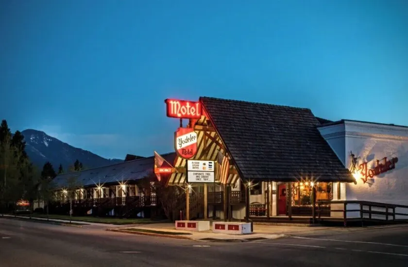 Yodeler Motel - Image 1