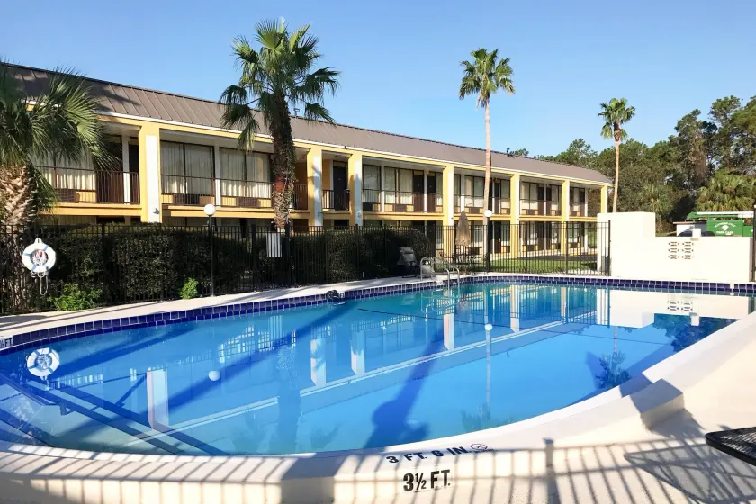 Econo Lodge Ormond Beach North - Daytona - Image 1