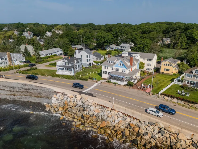 The Beach House Inn - Image 1