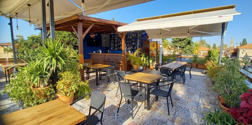 Gold Coast Hostel - Image 1