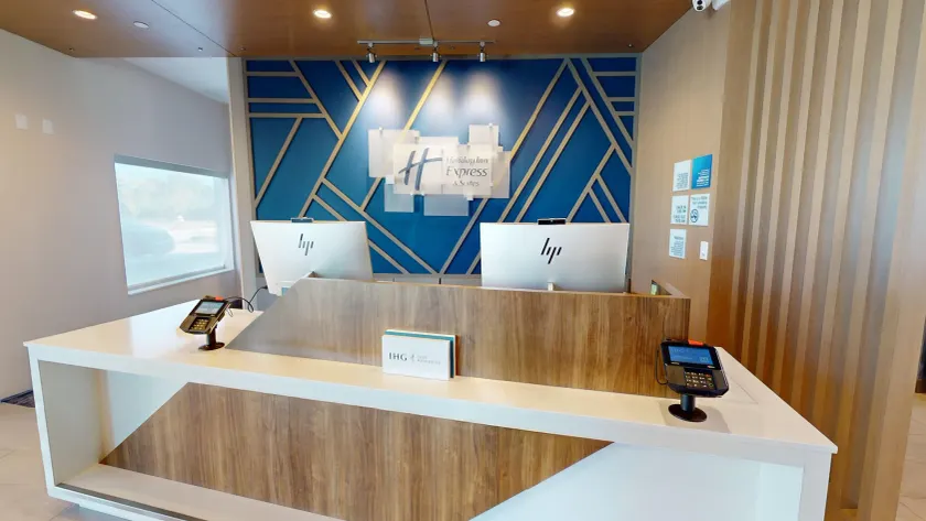 Holiday Inn Express & Suites Chicago Schaumburg by IHG - Reception