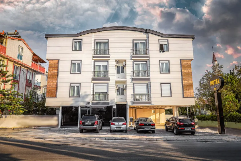 Adam Apart Hotel 2 - Image 1