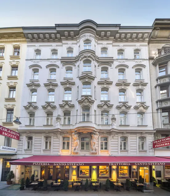 Graben Hotel - Image 1
