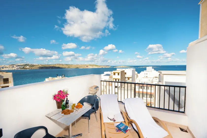 Seashells Penthouse Seaview Terrace by Getaways Malta - Image 1