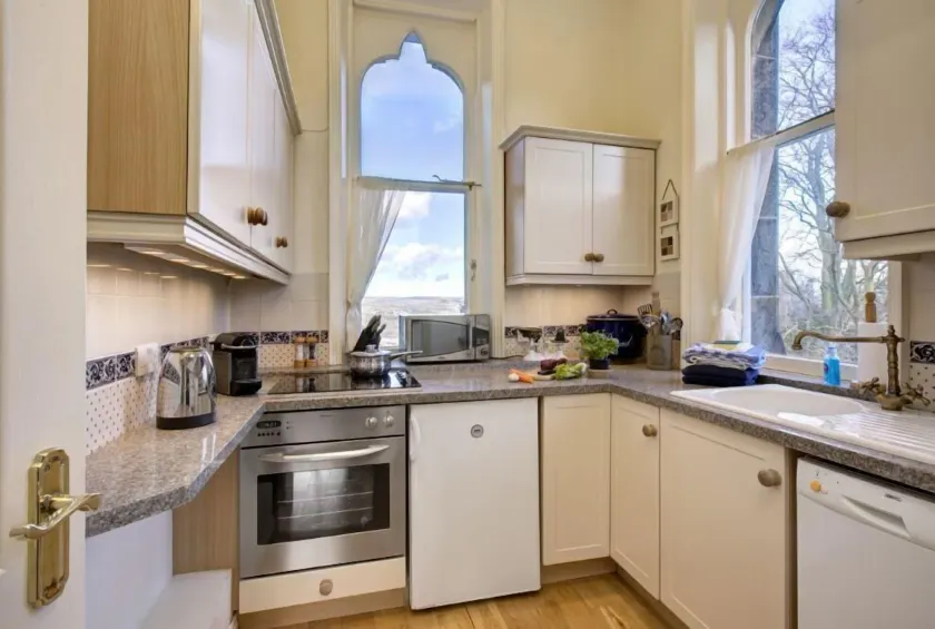 Westwood Lodge Ilkley Moor - Image 1