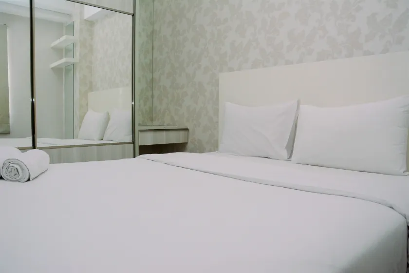 Best and Gorgeous 2BR Green Bay Apartment - Image 1