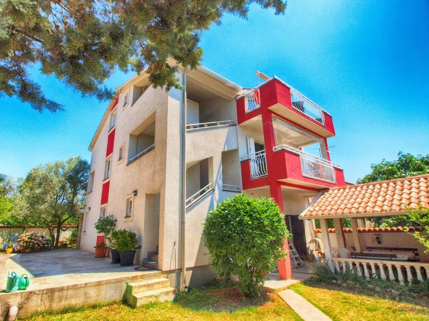 Apartment 1418 - Image 1