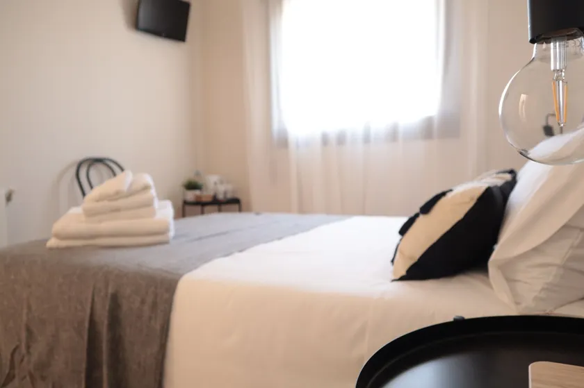 Barcelona PR Guesthouse - Image 1
