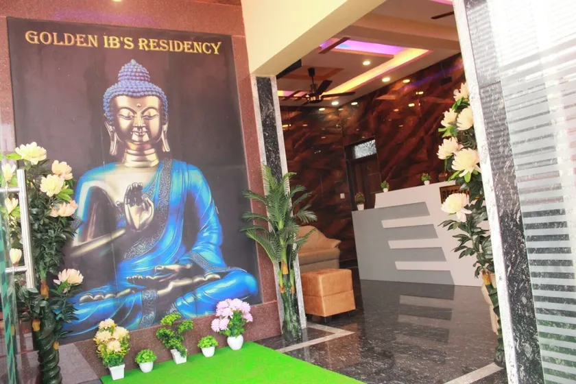 Golden IB'S Gokarna - Entrada interior