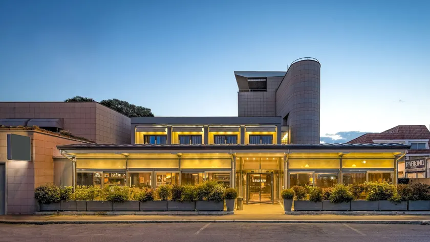 Rome Airport Hotel Fiumicino - Image 1