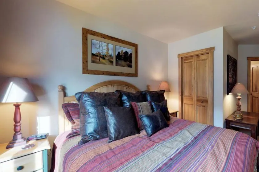 Red Hawk Lodge 2 Bedroom Condo in River Run Village - Værelse