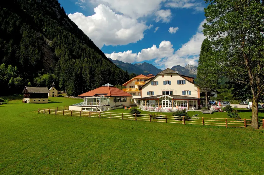 Hotel Bad Salomonsbrunn - Image 1