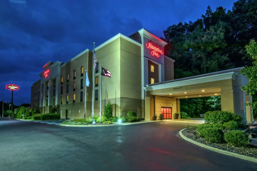Hampton Inn Cambridge - Image 1