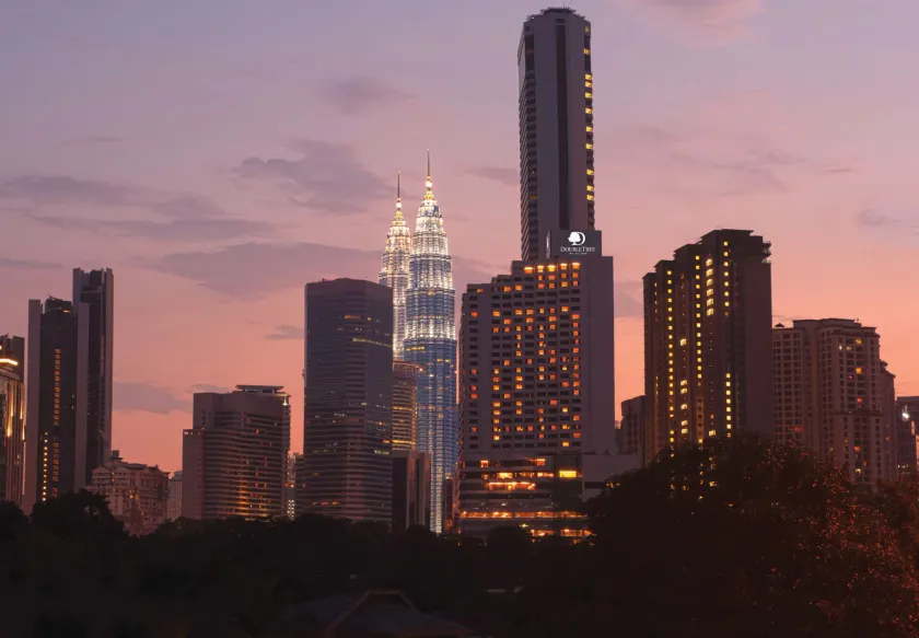 DoubleTree by Hilton Hotel Kuala Lumpur - Image 1
