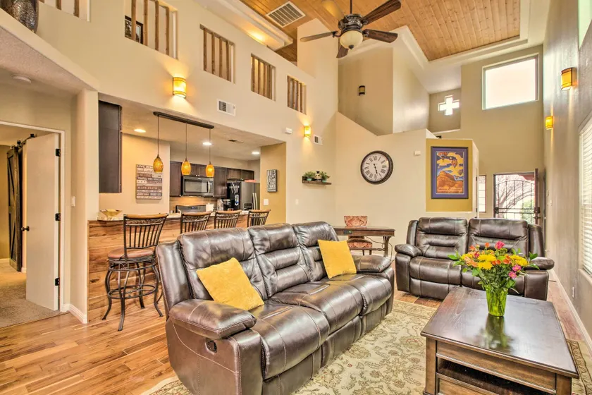 Albuquerque Vacation Home Rental w/ Hot Tub! - Wohnbereich