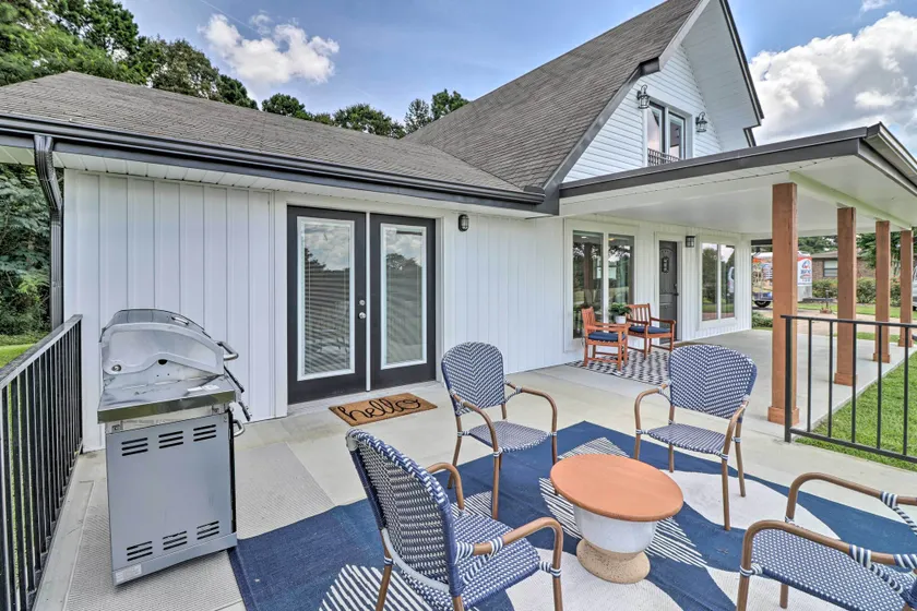 1 Mi to Marina & Golf: Bismarck Home w/ Fire Pit! - Image 1