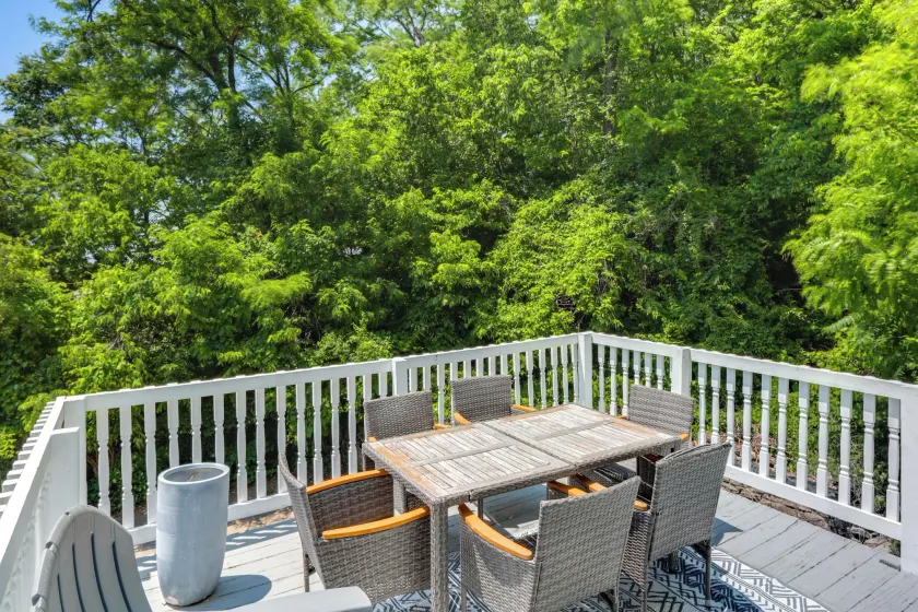 Private Deck & City Views! Spacious Cincinnati Apt - Image 1