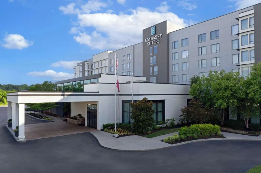 Embassy Suites by Hilton Knoxville West - Image 1