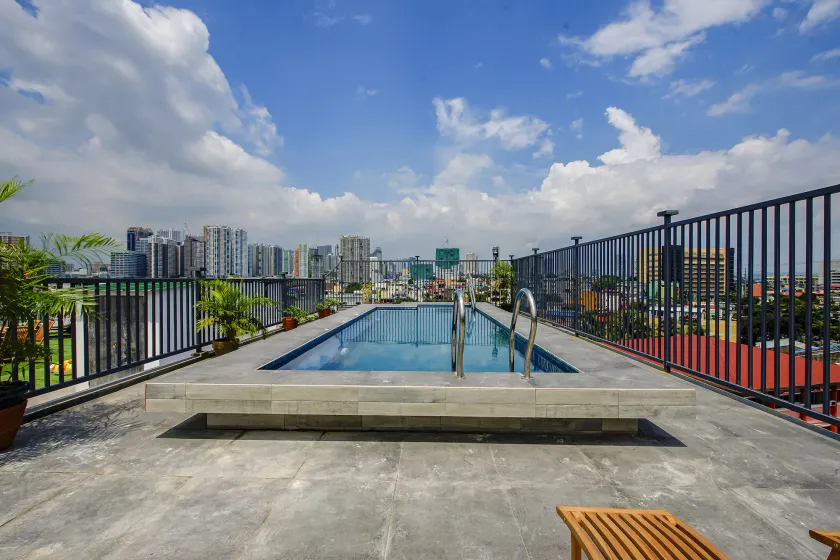 Super OYO Capital O 232 Nest Nano Suites Fort - Image 1