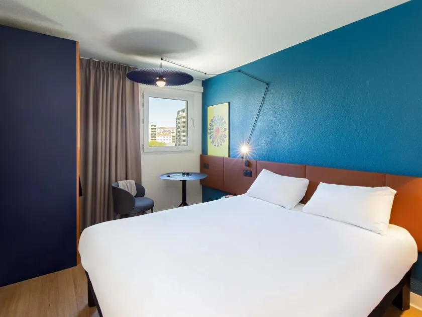 ibis Marseille Timone - Image 1
