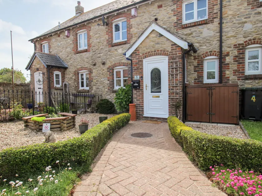 Knapp Cottage - Image 1