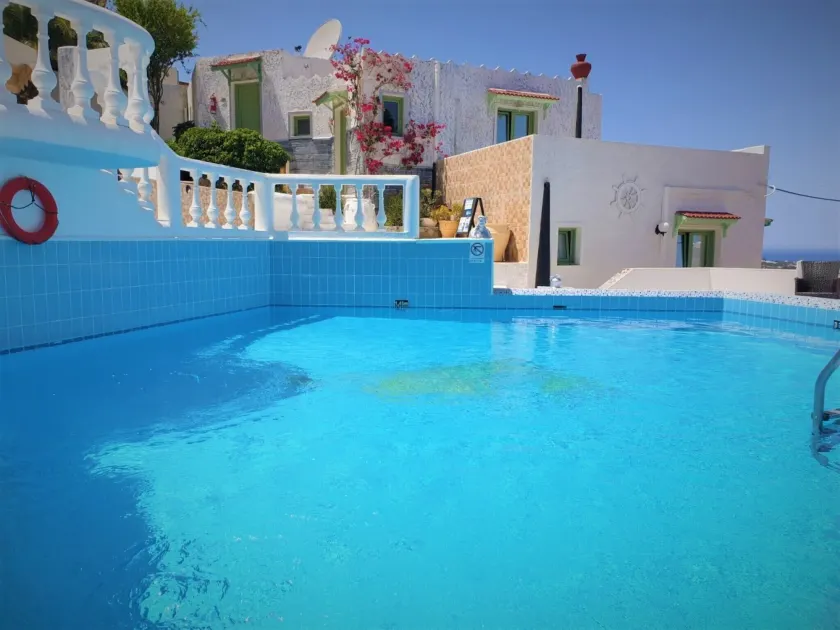 Spacious Room in Creta for 3 people, with Ac, Swimming Pool and Nature - Image 1