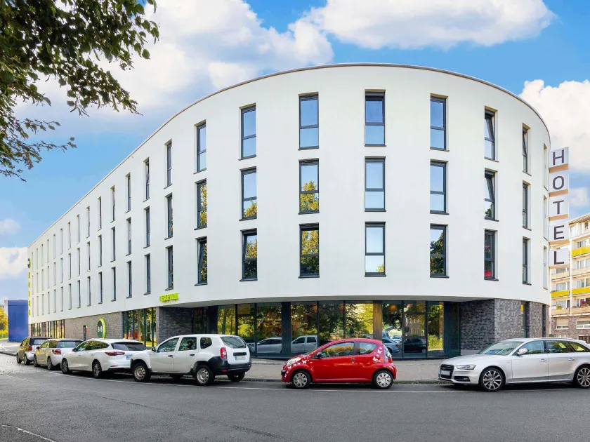 B&B HOTEL Wuppertal City-Süd - Image 1