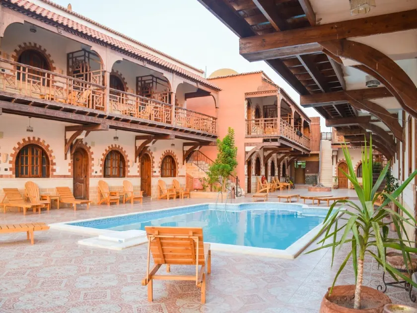 Jimmy Hotel - Image 1