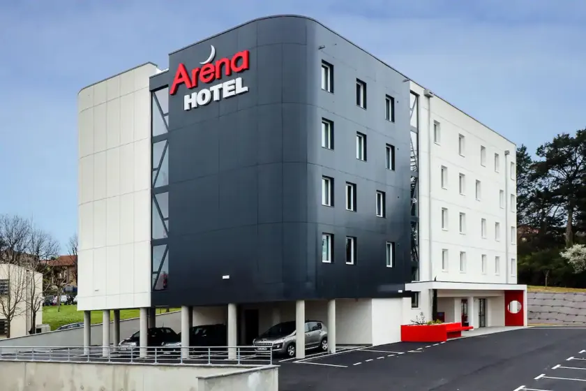 Hotel Arena Toulouse - Image 1