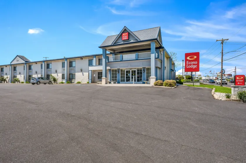 Econo Lodge Quakertown - Image 1