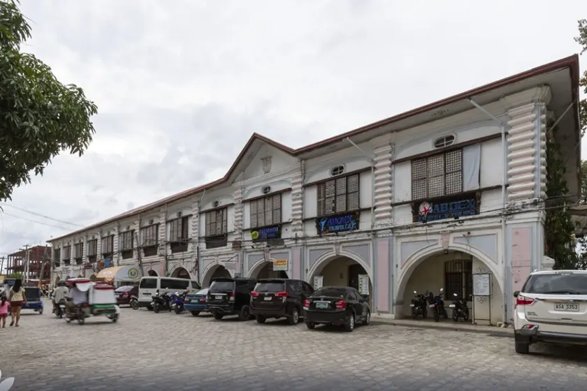 Metro Vigan Inn near Plaza Salcedo Ilocos Sur - Image 1