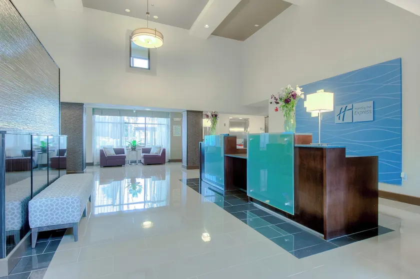 Holiday Inn Express & Suites Carlsbad Beach by IHG - Image 1