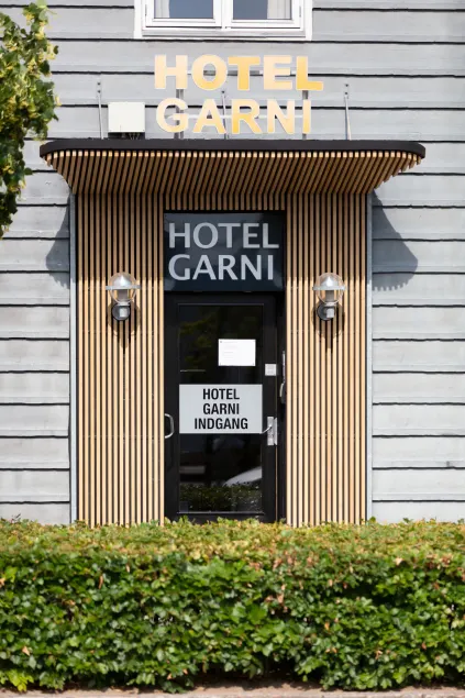 Hotel Garni - Image 1