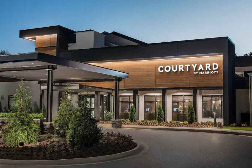 Courtyard by Marriott Perimeter Center - Image 1