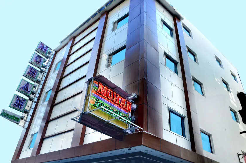 Hotel Legend International -Just a min walk from New Delhi Railway Station - Image 1