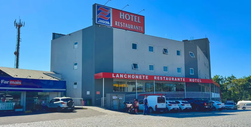 Hotel Zandoná - Image 1