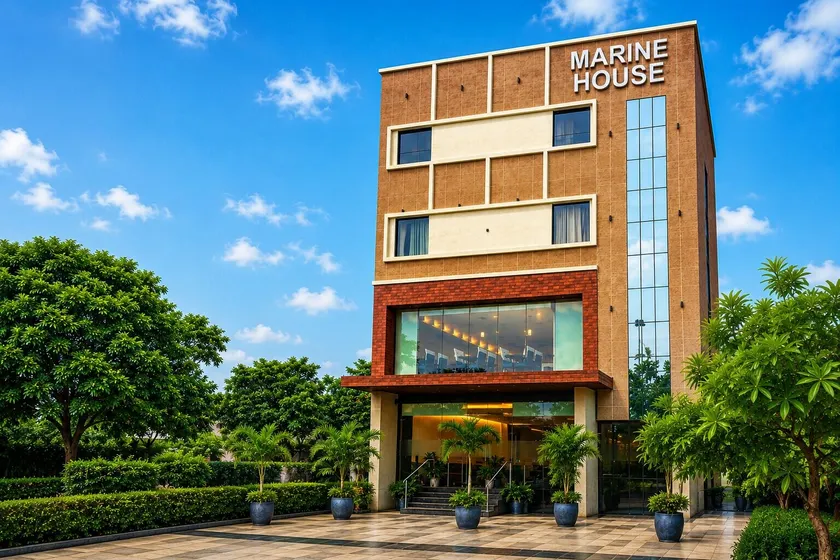 Hotel Marine House - Image 1