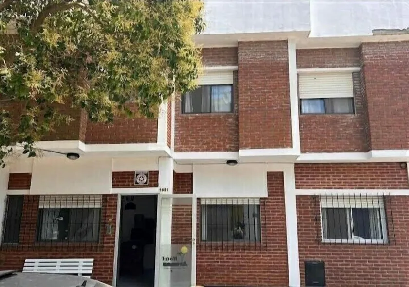 Hotel Residencial Arenas - Image 1