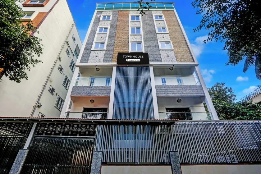 Super Townhouse Madiwala Lake Park - Image 1