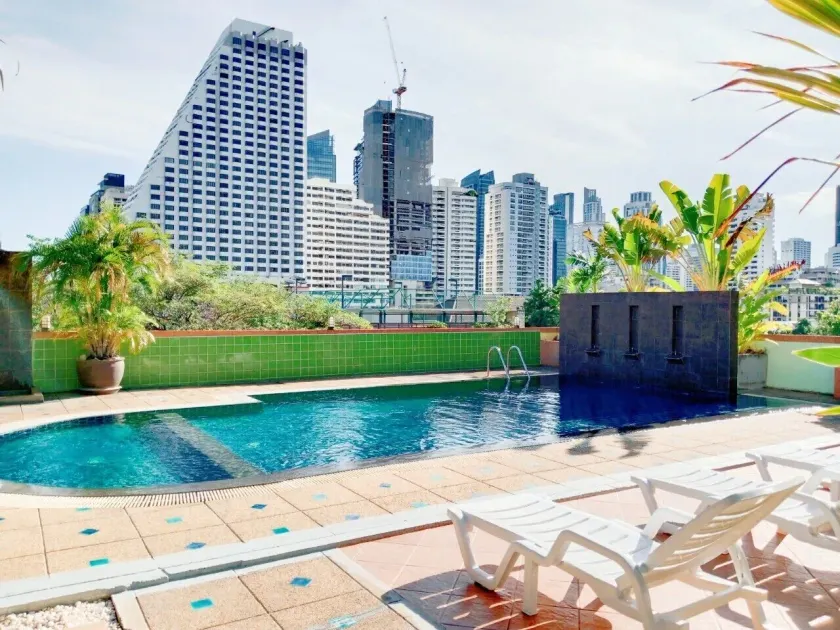 Woraburi Sukhumvit Hotel - Image 1