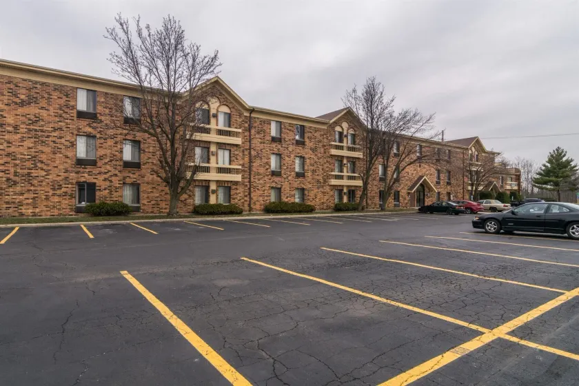 Motel 6-Libertyville, IL - Image 1